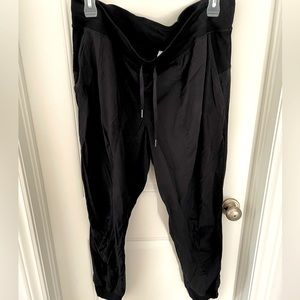 Lululemon Nylon track pant sz 18